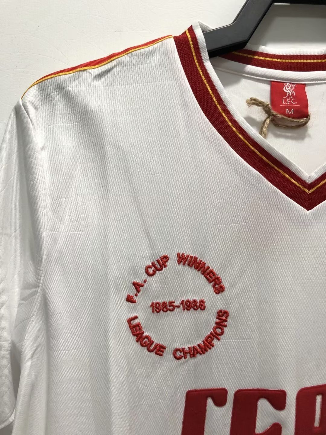 Liverpool 1985/1986 Away Jersey