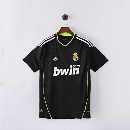 Real Madrid 2010/2011 Away Jersey