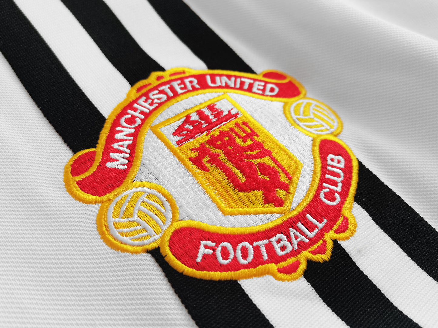 Manchester United 1975/1980 Away Jersey