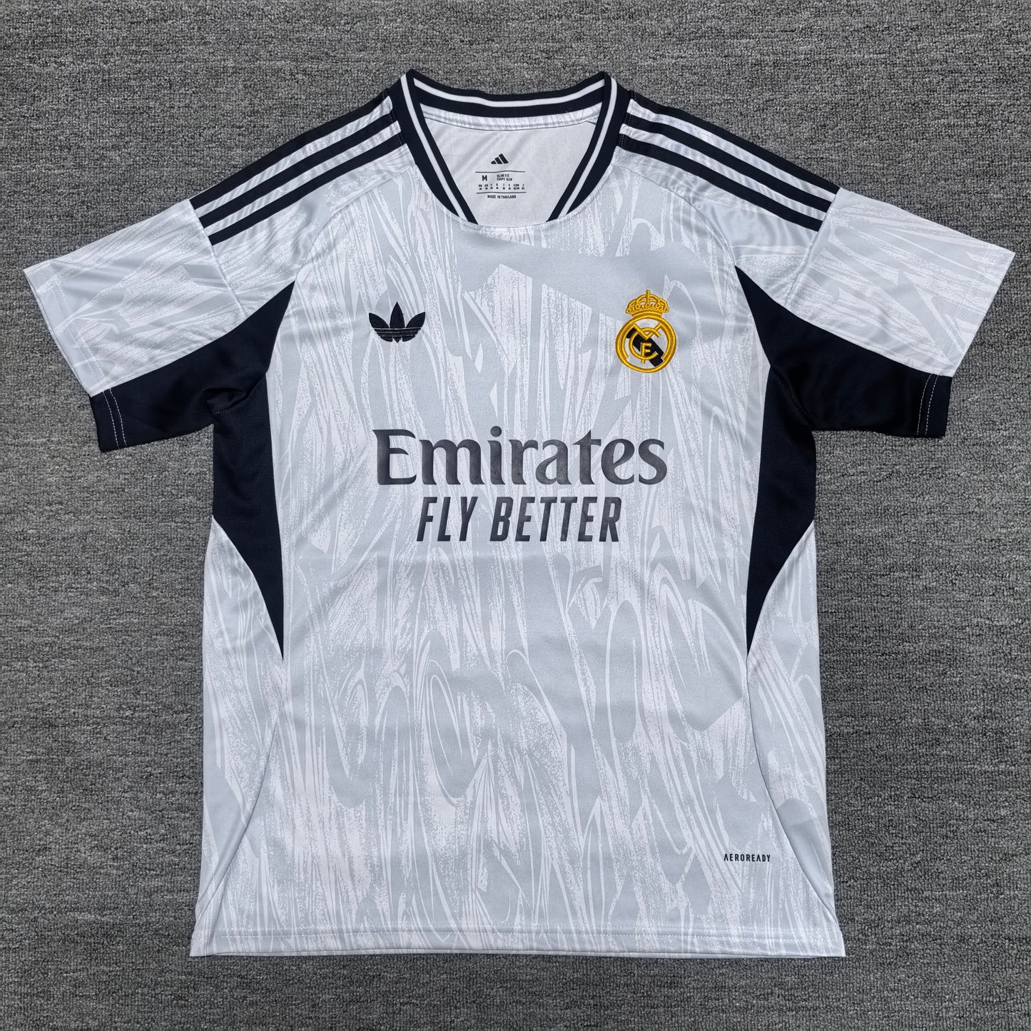 Real Madrid 2025/2026 Jersey