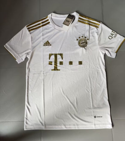Bayern 2022/2023 Away Jersey