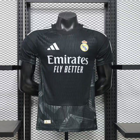 Real Madrid 2026/2027 Jersey