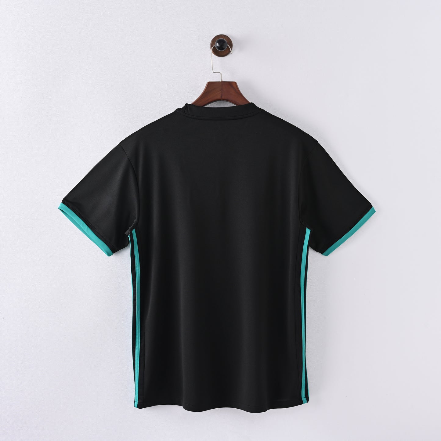Real Madrid 2017/2018 Away Jersey