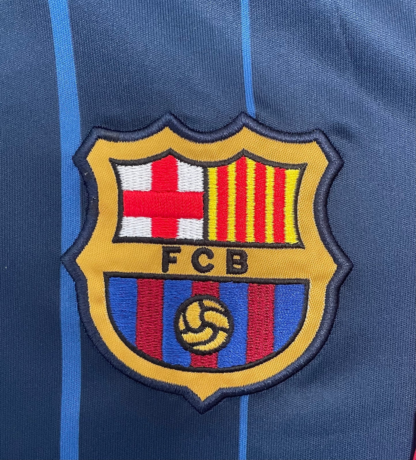 Barcelona 2004/2005 Away Jersey
