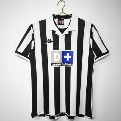 Juventus 1998/1999 Home Jersey