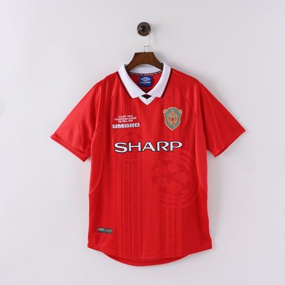 Manchester United 1999/2000 Home Jersey