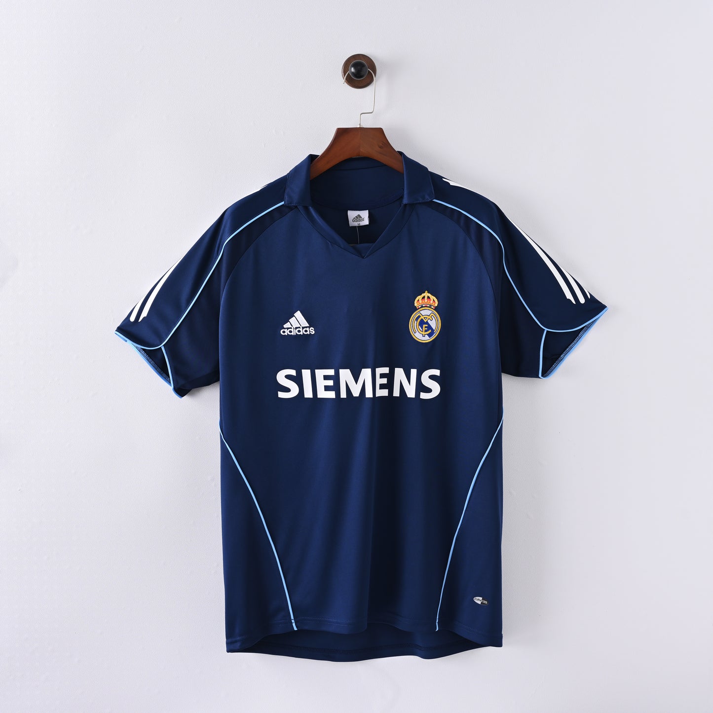 Real Madrid 2005/2006 Away Jersey