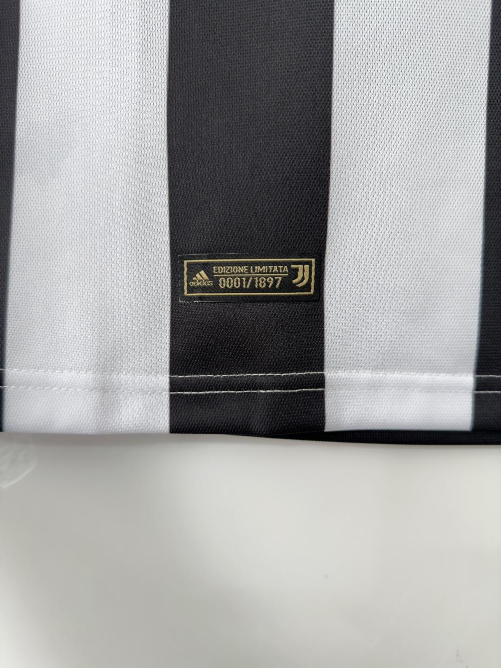 Juventus 2017/2018 Jersey
