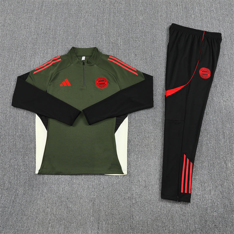 Bayern 2025/2026 Training Suit