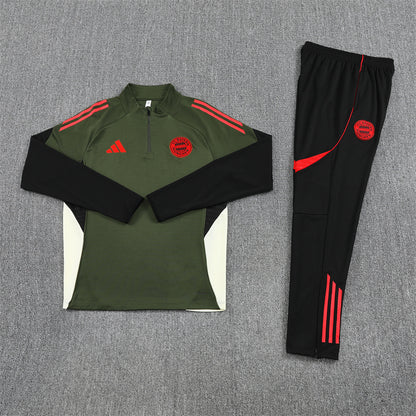 Bayern 2025/2026 Training Suit