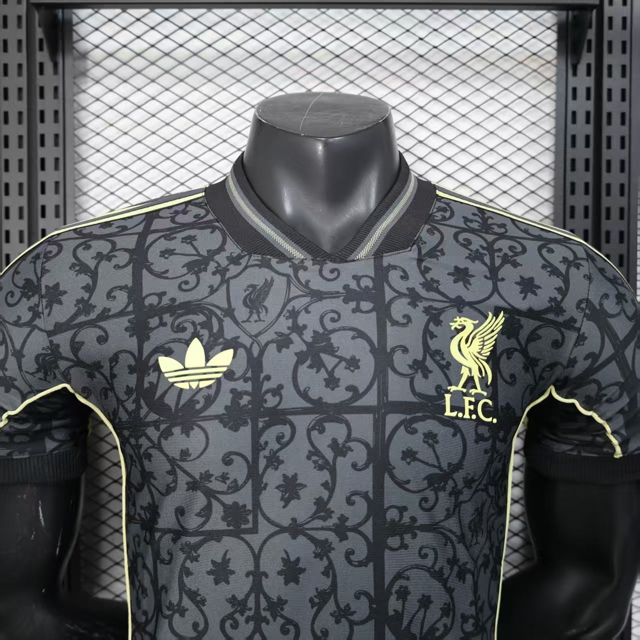 Liverpool 2025/2026 Jersey