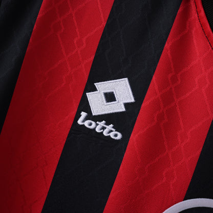 AC Milan 1995/1996 Home Jersey