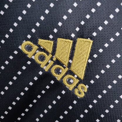 Bayern 2021/2022 Away Jersey