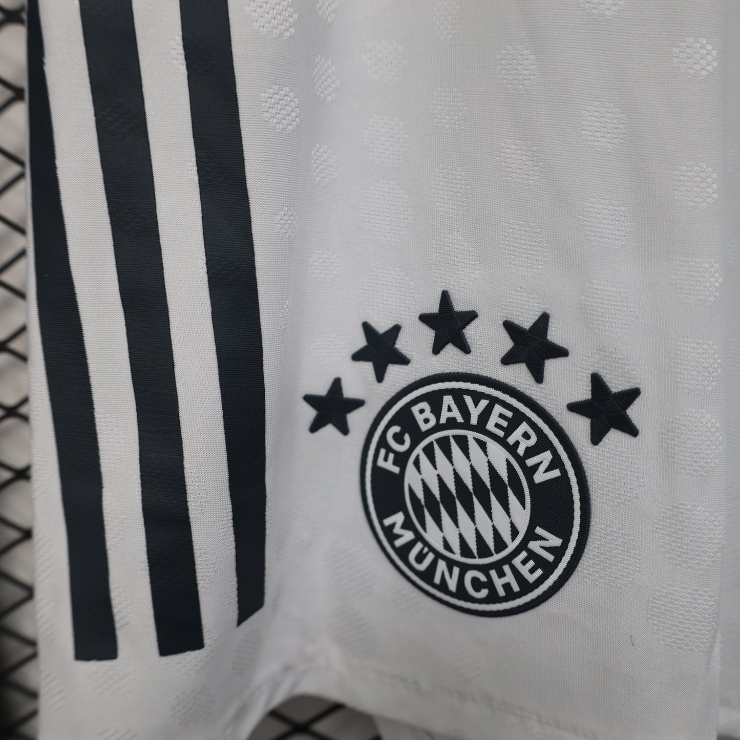 Bayern 2025/2026 Away Shorts