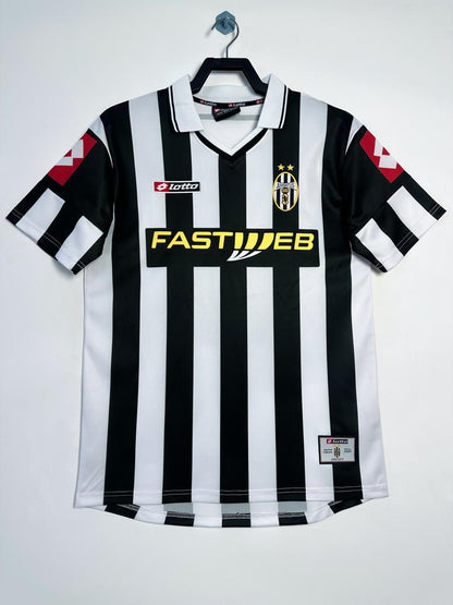 Juventus 2001/2002 Home Jersey