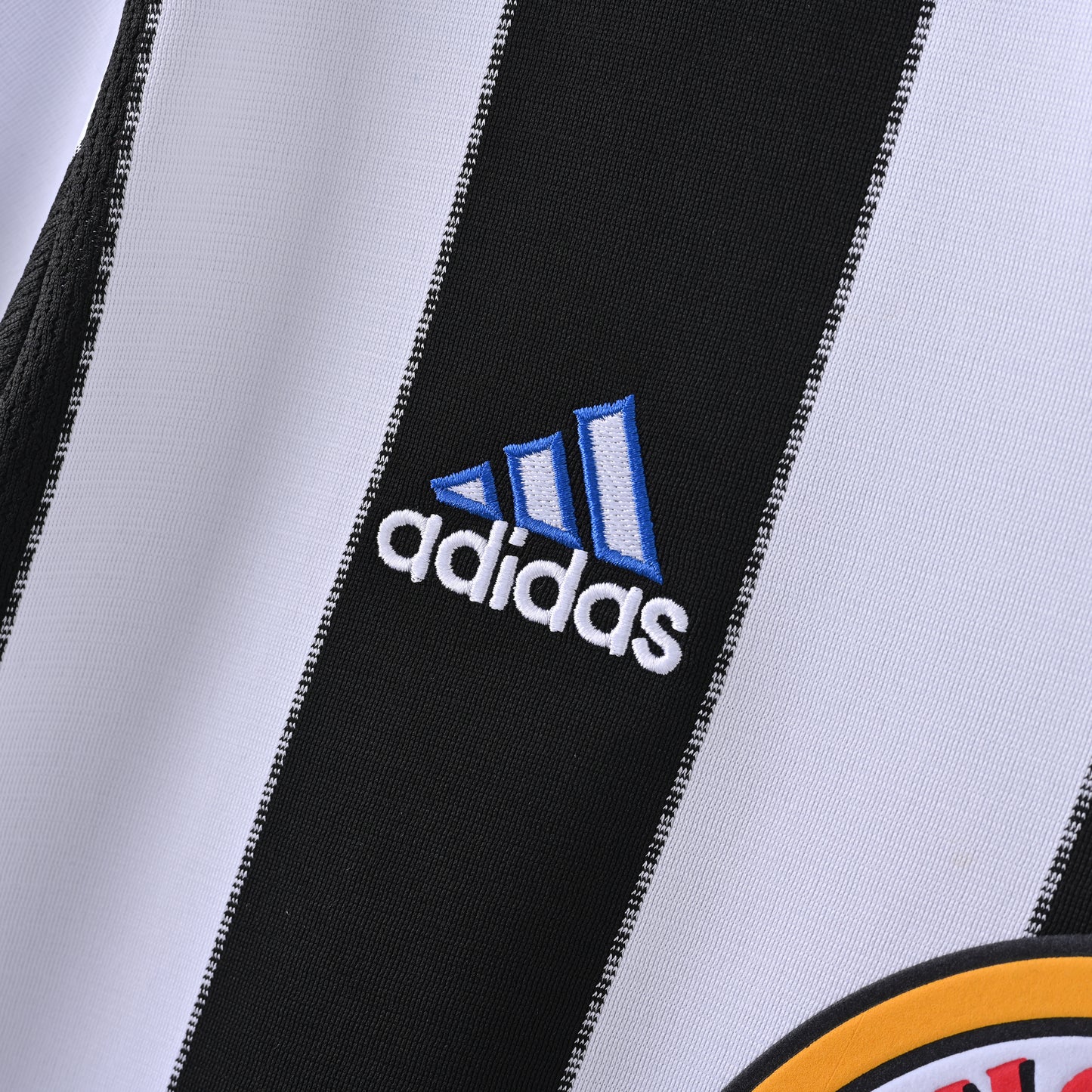 Newcastle 1999/2000 Home Jersey