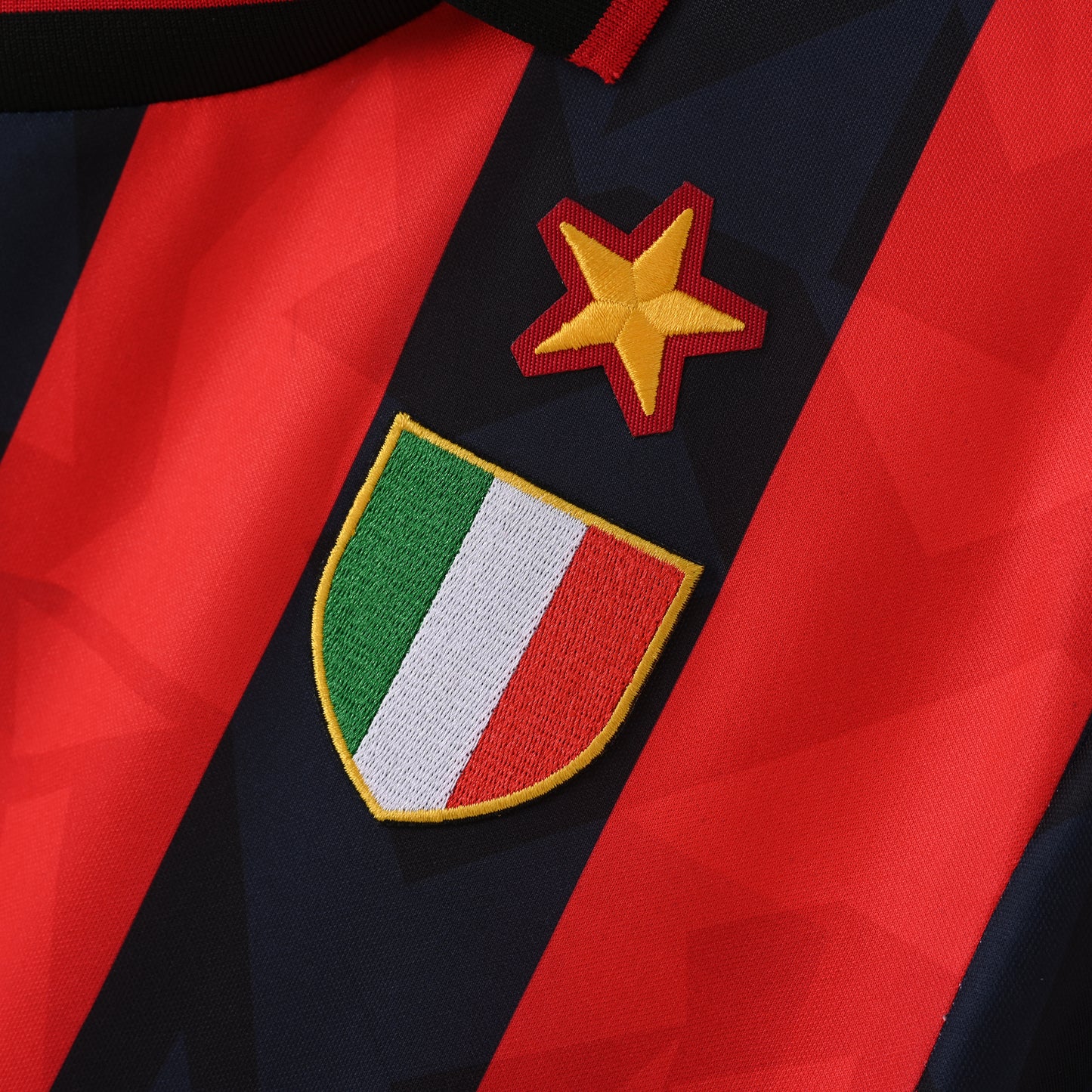 AC Milan 1993/1994 Home Jersey