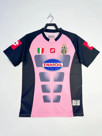 Juventus 2002/2003 Home Jersey