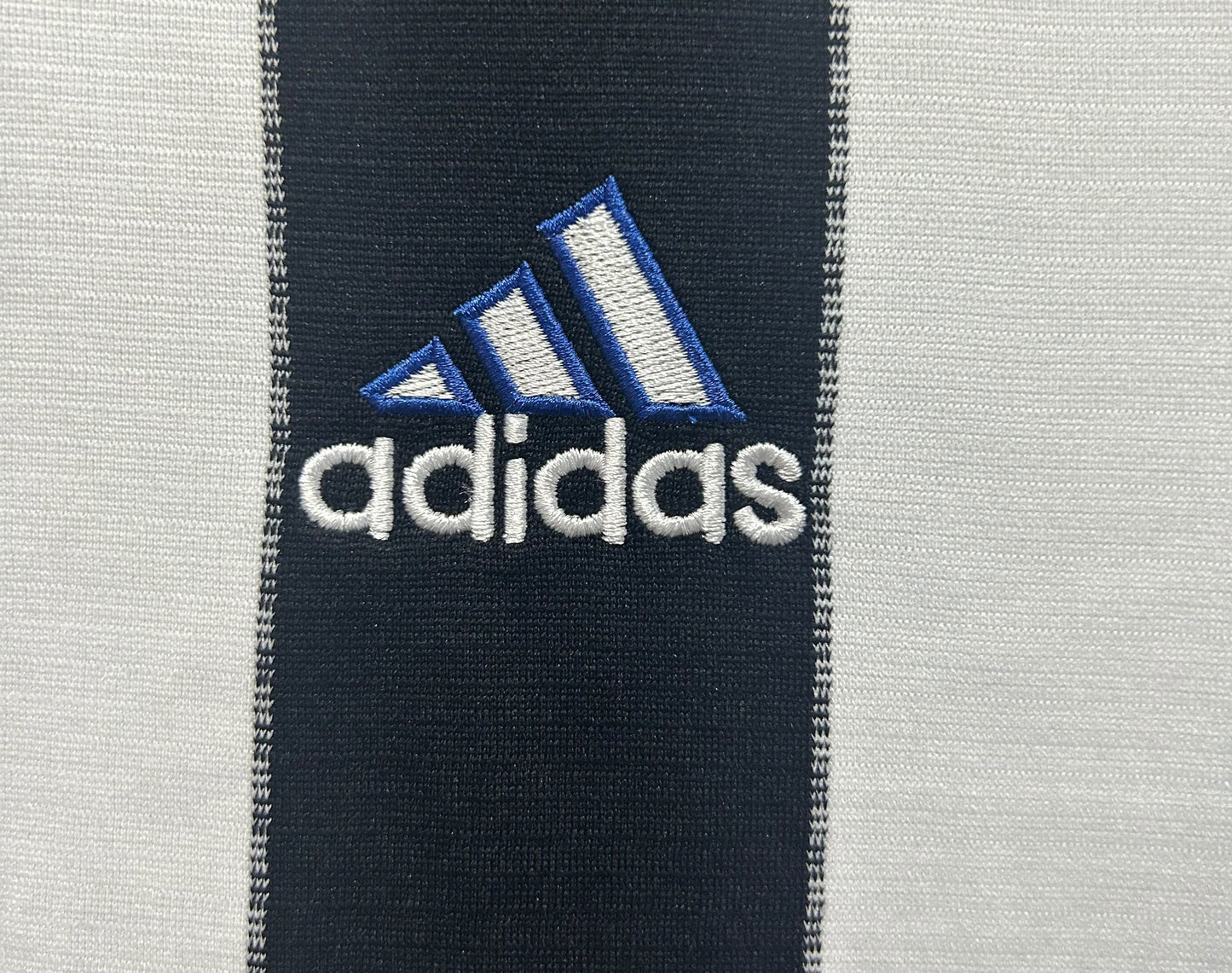 Newcastle 2000/2001 Home Jersey