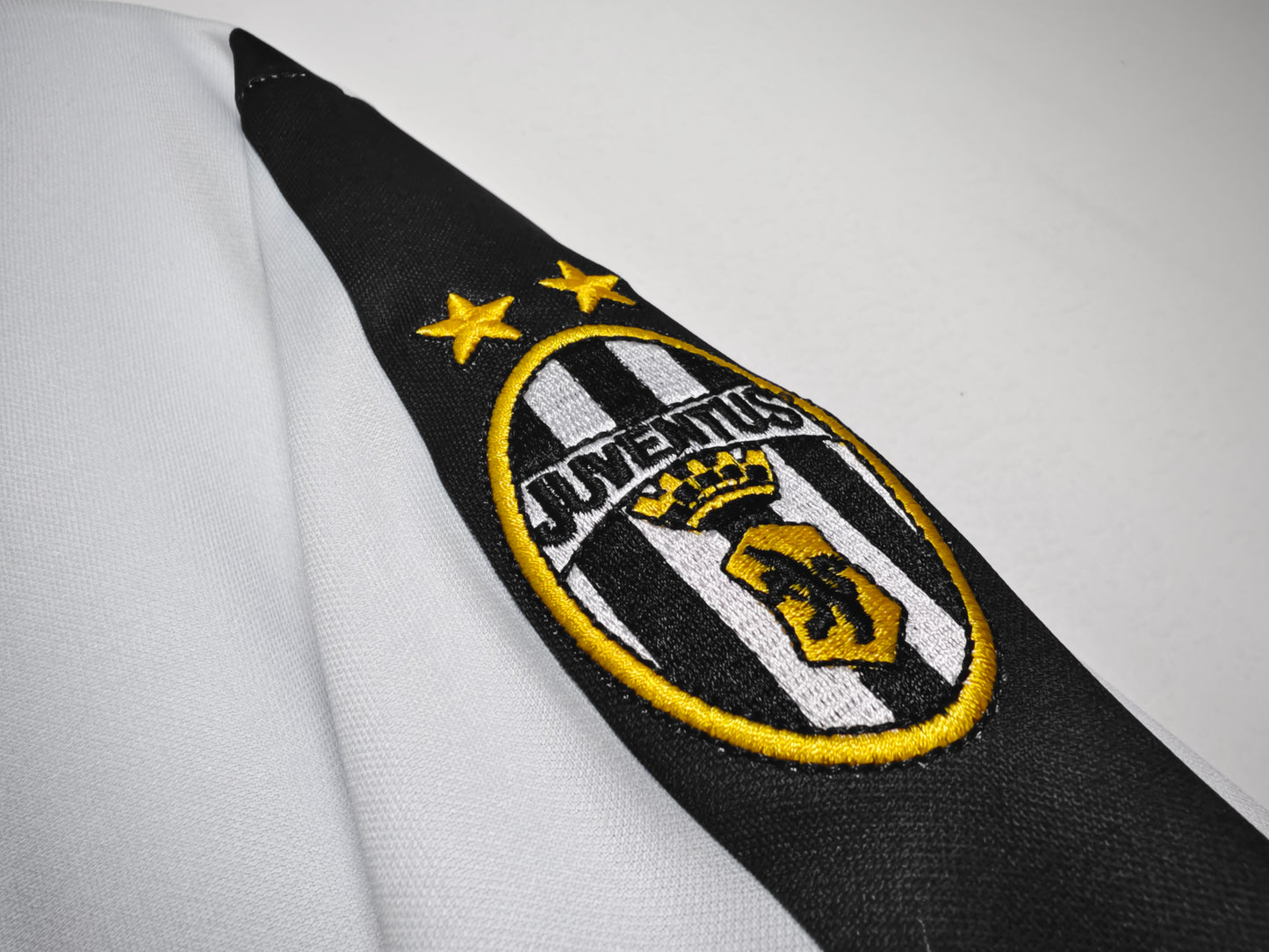 Juventus 1998/1999 Home Jersey